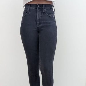 BDG Pine, 10” High Rise, Ankle length, Skinny Jean 24x30